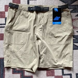 Eastern Mountain Sports Compass 9” Shorts – Women’s 14 – Khaki – NWT